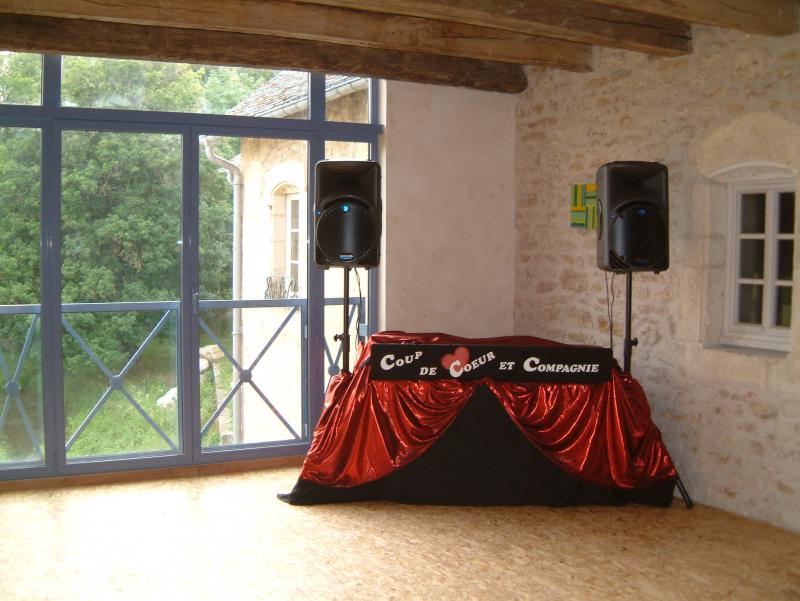 Dj-spectacle-dj-anniversaire-lorraine-54-nancy-animation-animateur-2005-0611-192823aa.jpg